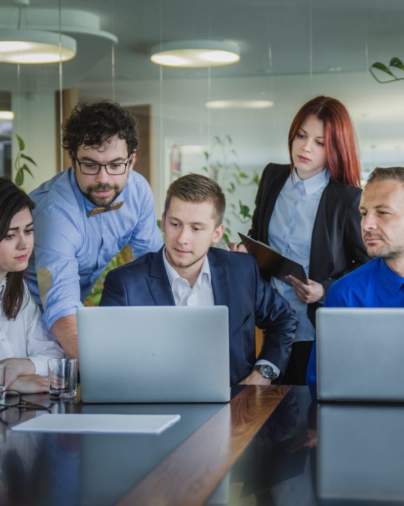 group-people-working-team