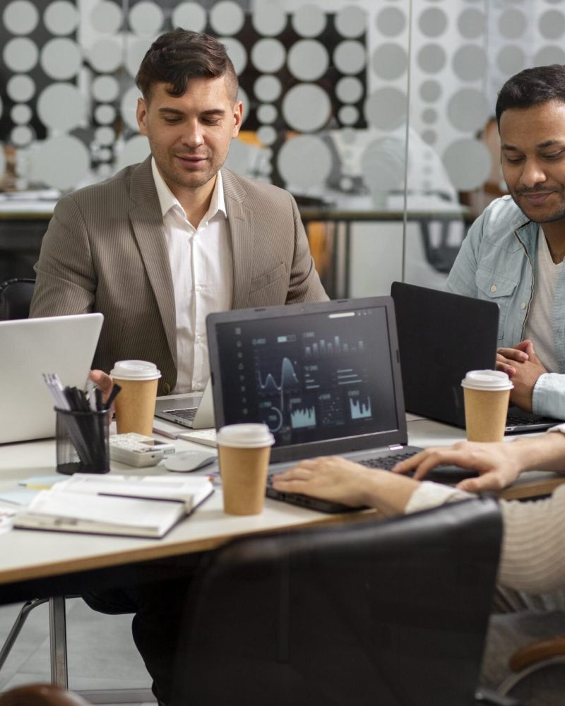 modern-equipped-computer-lab